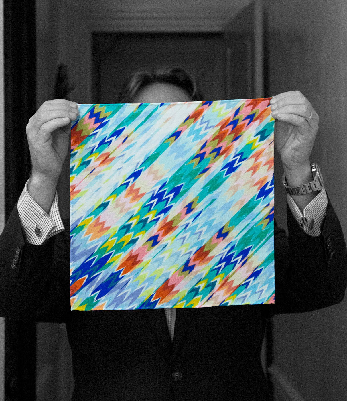 "RACING FISH" SILK POCKET SQUARE