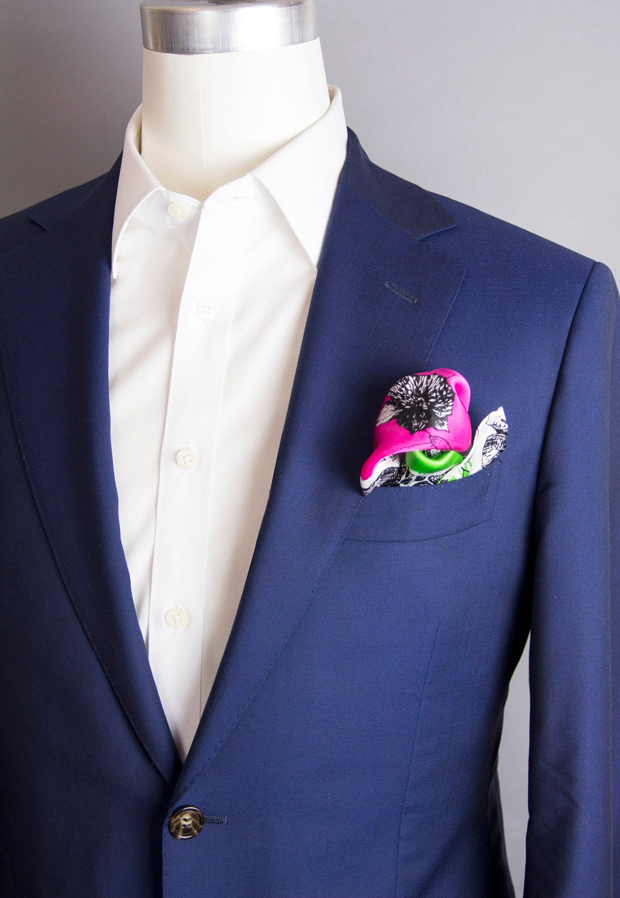 "PSYCHO FLOWER" POCKET SQUARE